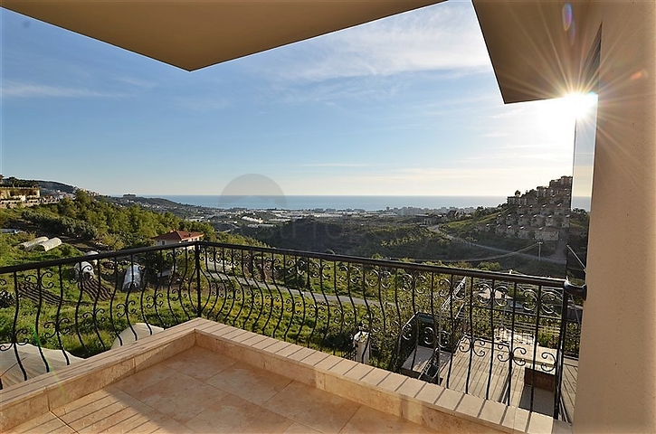 فيلا مستقلة مع مسبح خاص - اطلالة بحر ساحرة - كارجي جاك / الانيا 