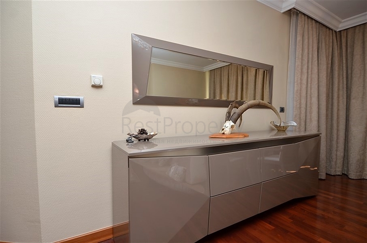 شقة من غرفتي نوم للإيجار في وسط ألانيا