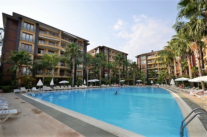 شقة من غرفتي نوم للإيجار في وسط ألانيا