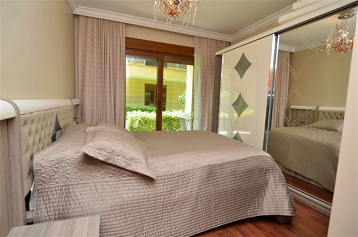 شقة من غرفتي نوم للإيجار في وسط ألانيا