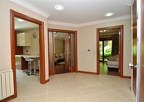 شقة من غرفتي نوم للإيجار في وسط ألانيا