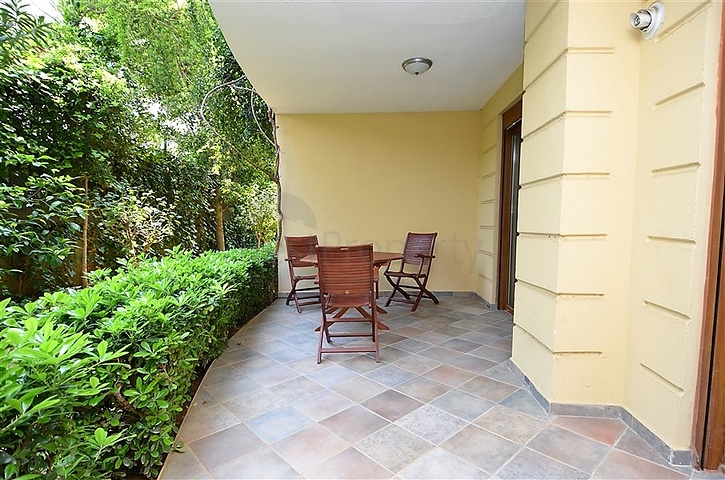 شقق على الساحل الأول للإيجار