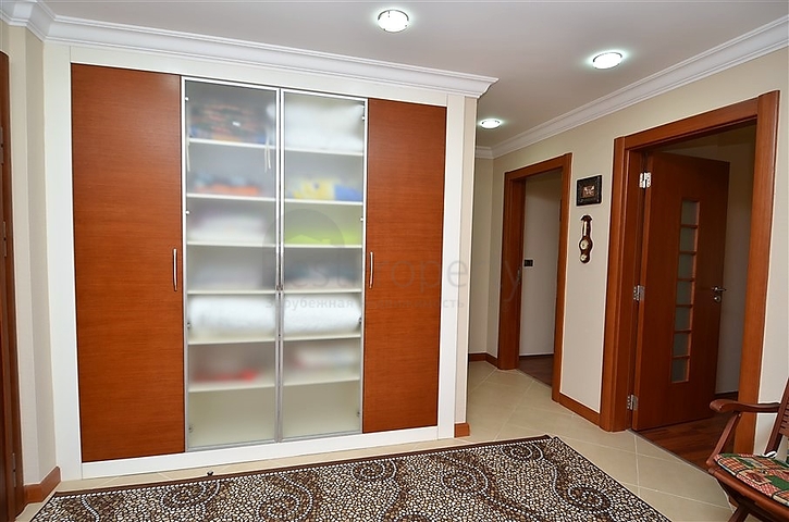 شقق على الساحل الأول للإيجار