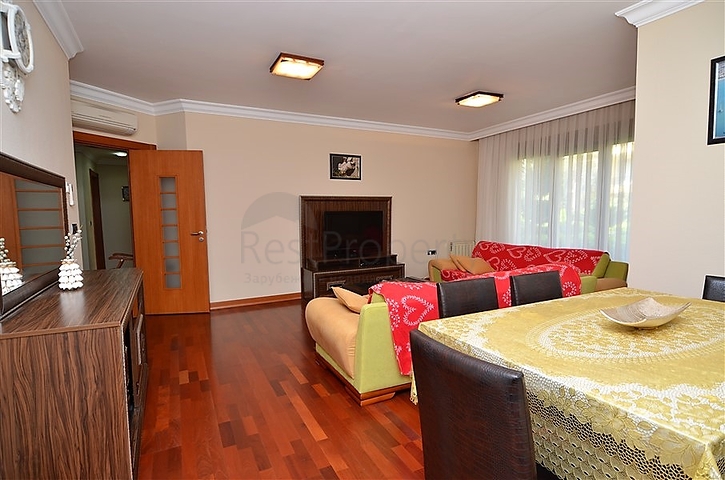 شقق على الساحل الأول للإيجار