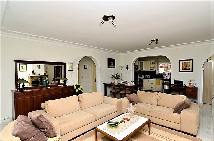 فيلا مفروشة - مستقلة - في مهموتلار / الانيا 