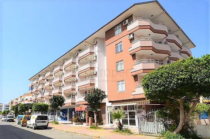 غرفة نوم وصالة مؤثثة في منطقة حيوية - اوبا 