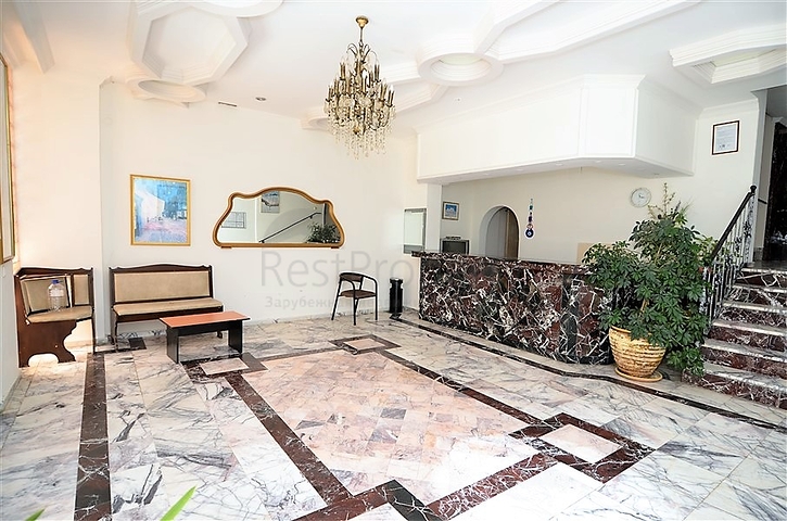 غرفة نوم وصالة مؤثثة في منطقة حيوية - اوبا 