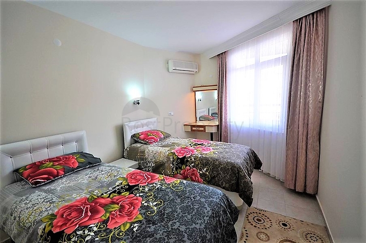 غرفة نوم وصالة مؤثثة في منطقة حيوية - اوبا 