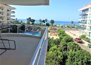 شقة باطلالات على البحر في الانيا / كاستل