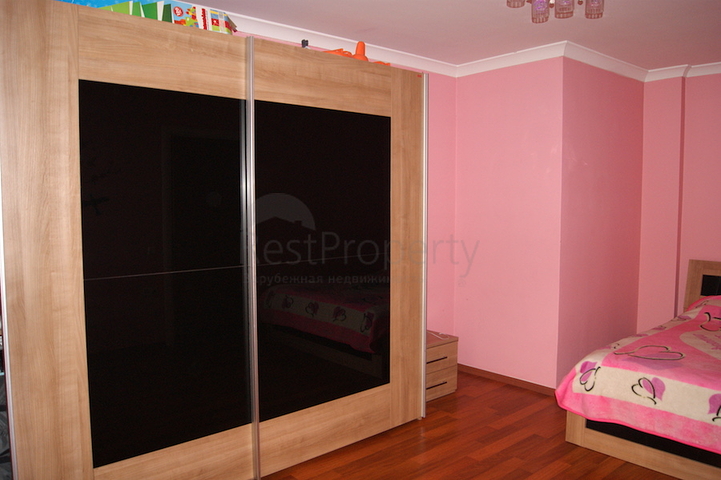 بنتهاوس 2 + 1 مع وصول للحديقة في مجمع 500 م من البحر