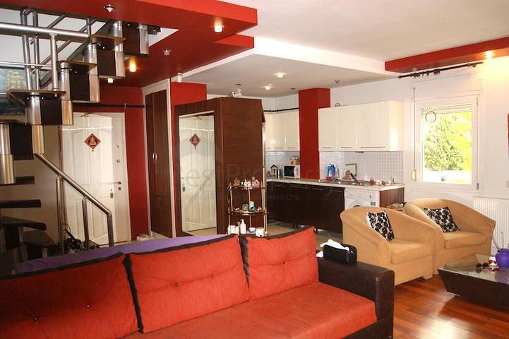 بنتهاوس 2 + 1 مع وصول للحديقة في مجمع 500 م من البحر