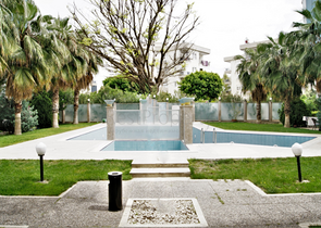 بنتهاوس 2 + 1 مع وصول للحديقة في مجمع 500 م من البحر