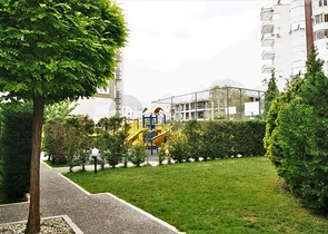 بنتهاوس 2 + 1 مع وصول للحديقة في مجمع 500 م من البحر