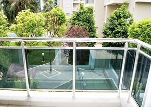 بنتهاوس 2 + 1 مع وصول للحديقة في مجمع 500 م من البحر