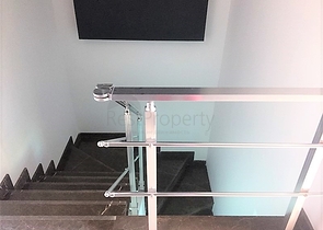 شقة بغرفتي نوم وصالة باطلالة بحرية مباشرة 