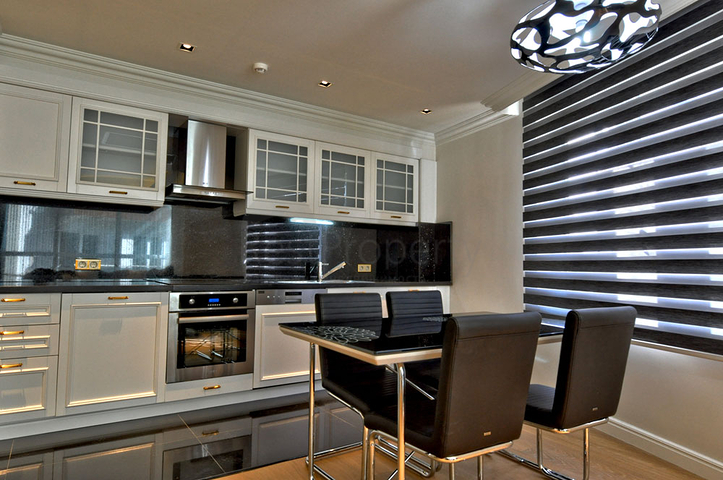 مجمع فاخر في أنطاليا / كونيالتي 400 متر عن البحر فقط 