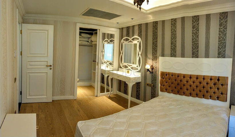 مجمع فاخر في أنطاليا / كونيالتي 400 متر عن البحر فقط 