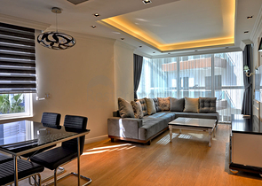 مجمع فاخر في أنطاليا / كونيالتي 400 متر عن البحر فقط 