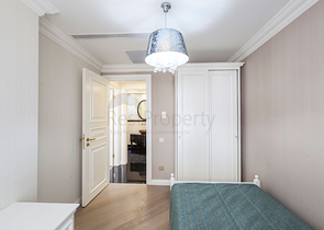 مجمع فاخر في أنطاليا / كونيالتي 400 متر عن البحر فقط 