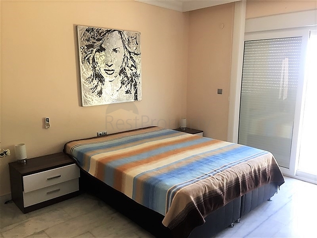 فيلا مستقلة - سبع غرف وصالة - مسبح خاص واطلالة بحر في كارجي جاك / الانيا 