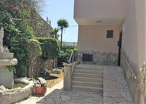 فيلا مستقلة - سبع غرف وصالة - مسبح خاص واطلالة بحر في كارجي جاك / الانيا 