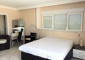 فيلا مستقلة - سبع غرف وصالة - مسبح خاص واطلالة بحر في كارجي جاك / الانيا 