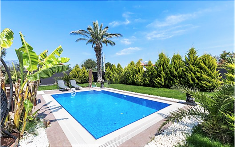 فيلا حديثة من 3 غرف نوم في دوشمالتي