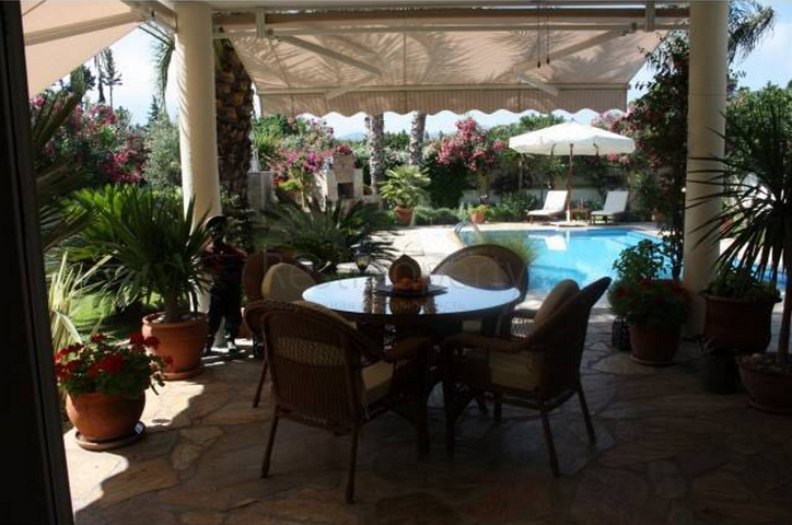 فيلا 4 + 1 من المالك 500 م على البحر في كاميوفا كيمير