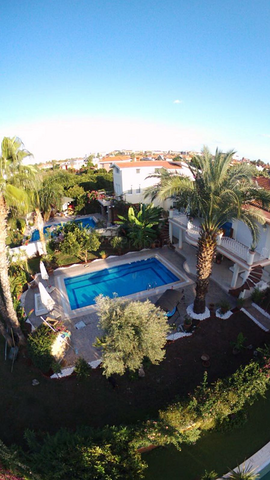 فيلا 4 + 1 من المالك 500 م على البحر في كاميوفا كيمير