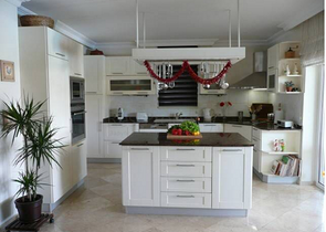 فيلا 4 + 1 من المالك 500 م على البحر في كاميوفا كيمير