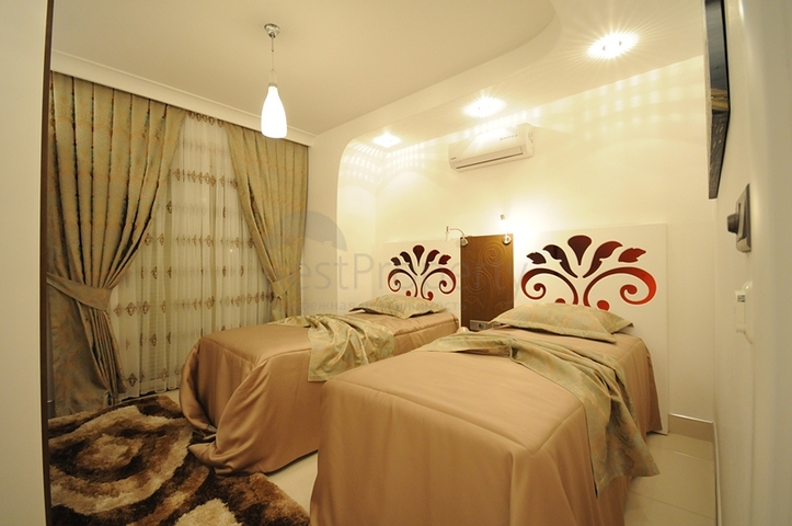 مجمع حديث في منطقة محمودلار - ألانيا