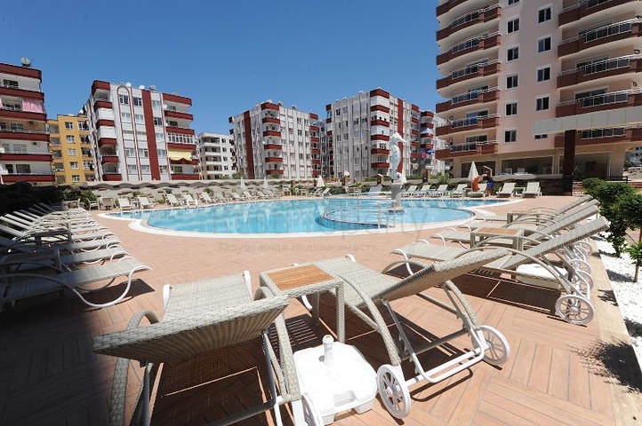 مجمع حديث في منطقة محمودلار - ألانيا