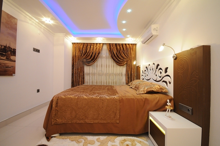 مجمع حديث في منطقة محمودلار - ألانيا