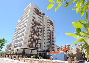 مجمع حديث في منطقة محمودلار - ألانيا