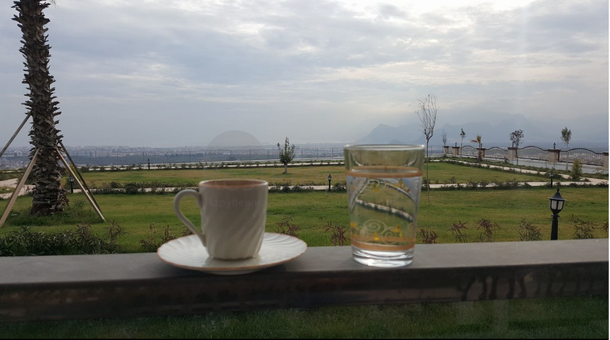 مشروع راقى بإطلالة بانورامية على أنطاليا بأكملها