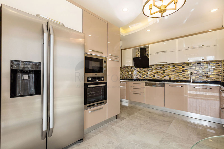 مشروع راقى بإطلالة بانورامية على أنطاليا بأكملها