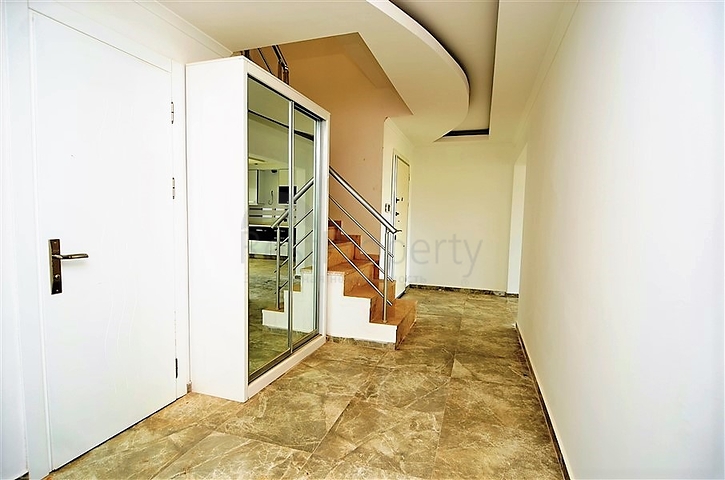 شقة على البحر مباشرة في كاستل / الانيا 