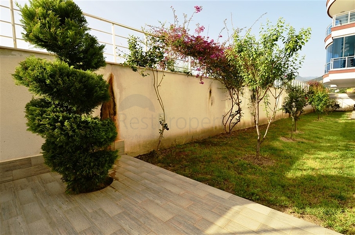 شقة على البحر مباشرة في كاستل / الانيا 