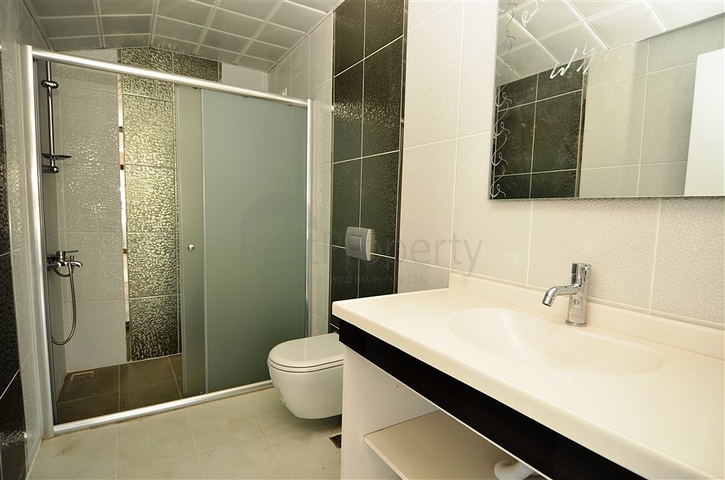 شقة على البحر مباشرة في كاستل / الانيا 