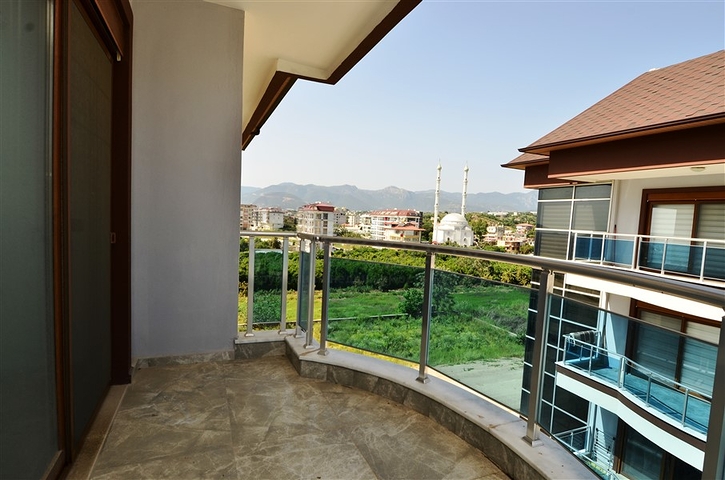 شقة على البحر مباشرة في كاستل / الانيا 