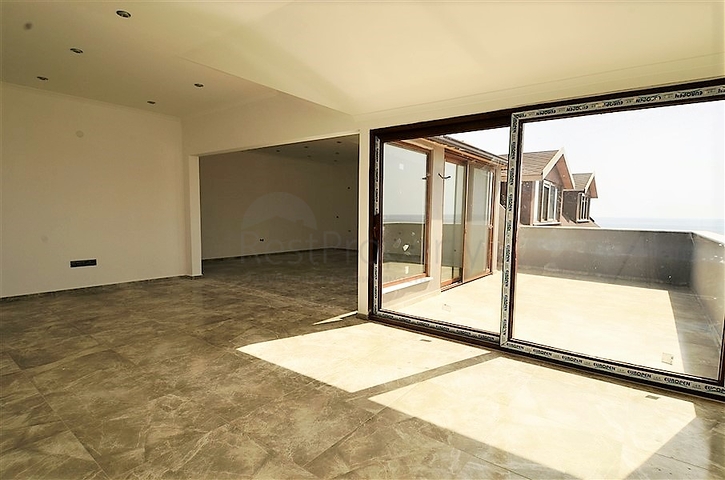 شقة على البحر مباشرة في كاستل / الانيا 