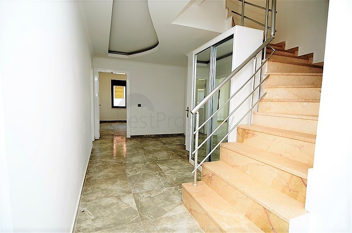 شقة على البحر مباشرة في كاستل / الانيا 