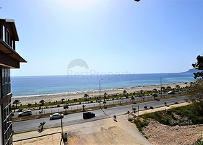 شقة على البحر مباشرة في كاستل / الانيا 
