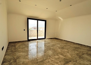 شقة على البحر مباشرة في كاستل / الانيا 