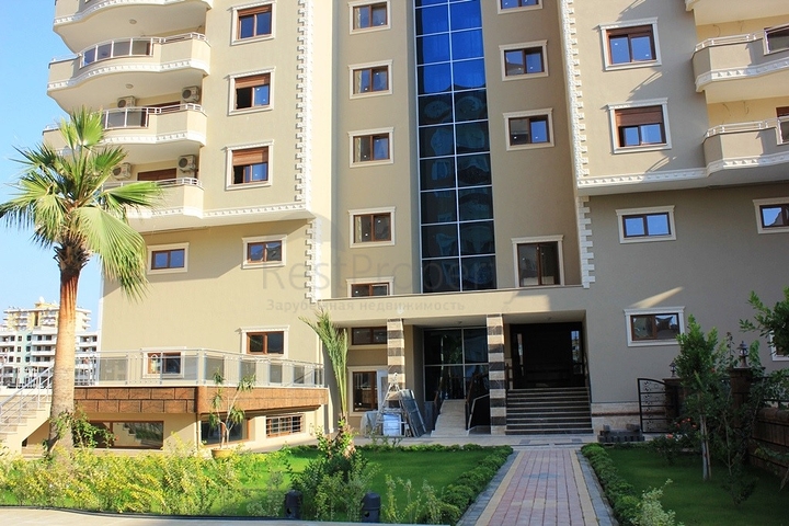شقق مختلفة ضمن مجمع في وسط ومركز المدينة 