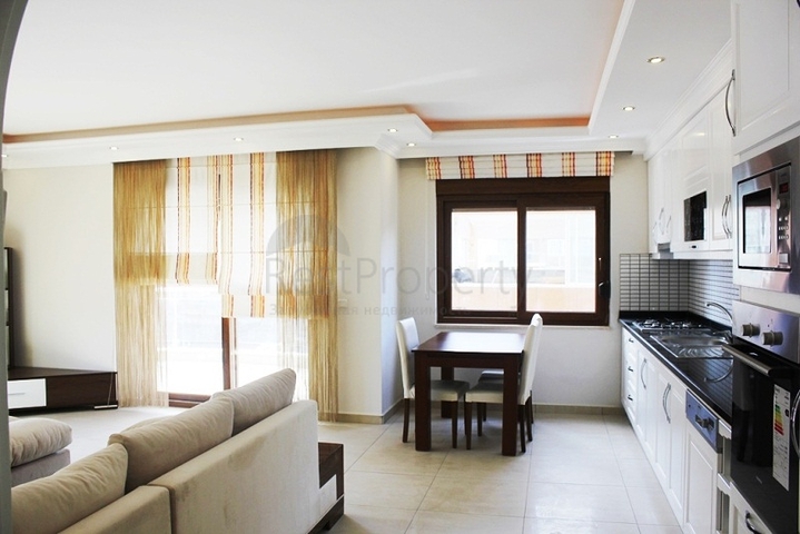 شقق مختلفة ضمن مجمع في وسط ومركز المدينة 