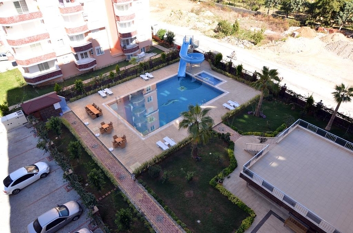 شقق مختلفة ضمن مجمع في وسط ومركز المدينة 