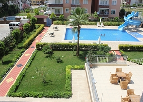 شقق مختلفة ضمن مجمع في وسط ومركز المدينة 