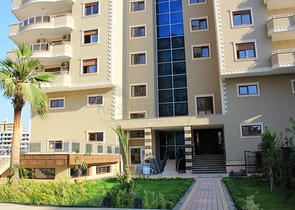 شقق مختلفة ضمن مجمع في وسط ومركز المدينة 