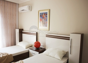 شقق مختلفة ضمن مجمع في وسط ومركز المدينة 